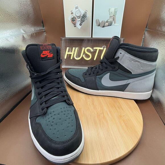 Jordan 1 Retro High Element Gore-Tex Black Particle Grey Men’s Sz 18 main image 4